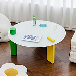 Дизайнерский журнальный стол с круглой белой столешницей на 3-х геометрических ножках Tajefox варинант исполнения - 1 | Loft Concept в Орле