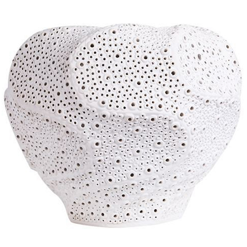 Декоративная ваза Spiral Lacy Vase Белый Декоративная ваза Spiral Lacy Vase Белый в Орле | Loft Concept