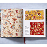 Подарочная  Книга для дизайнеров The Book of Printed Fabrics. 16th - today XXL варинант исполнения - 7 | Loft Concept в Орле
