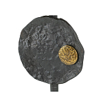 Столик приставной с абстрактным основанием и акцентом в виде золотистого диска Heavenly Space варинант исполнения - 5 | Loft Concept в Орле