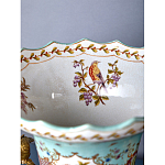 Ваза из голубого фарфора с рисунком птиц и цветов и декоративными элементами Blue Garden варинант исполнения - 8 | Loft Concept в Орле