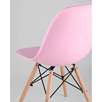 Пластиковый стул на ножках из массива бука Eames Pink варинант исполнения - 3 | Loft Concept в Орле