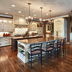 Люстра с подвесками из прозрачного стекла на кованом каркасе бронзового цвета в классическом стиле Quoizel варинант исполнения - 15 | Loft Concept в Орле