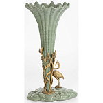 Ваза зеленая фарфоровая с волнистым краем с бронзовой фигуркой журавля Eden Garden  варинант исполнения - 3 | Loft Concept в Орле