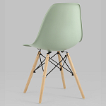 Пластиковый стул на ножках из массива бука Eames Mint варинант исполнения - 5 | Loft Concept в Орле