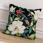 Декоративная подушка чёрная с изображением птицы в саду Blooming Red Birds варинант исполнения - 2 | Loft Concept в Орле