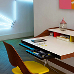 Письменный стол с 2-мя чёрными выдвижными ящиками и нишей с цветными разделителями Ballan варинант исполнения - 6 | Loft Concept в Орле