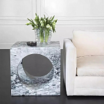 Дизайнерский журнальный стол квадратной формы с круглой нишей Guxawar варинант исполнения - 1 | Loft Concept в Орле