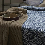 Постельное белье темно-синего цвета с рисунком Blossom Essence Sophie варинант исполнения - 7 | Loft Concept в Орле