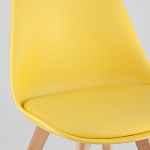 Стул с основой из пластика и мягким сиденьем Arvika Yellow варинант исполнения - 7 | Loft Concept в Орле