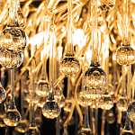 Люстра подвесная с прозрачными стеклянными подвесками в форме капель Диаметр 80 см Droplet Chandelier варинант исполнения - 17 | Loft Concept в Орле