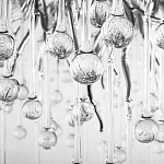 Люстра подвесная с прозрачными стеклянными подвесками в форме капель Диаметр 80 см Droplet Chandelier варинант исполнения - 9 | Loft Concept в Орле