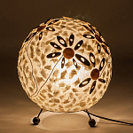 Настольная лампа из перламутра на металлическом каркасе Indonesian Ball варинант исполнения - 4 | Loft Concept в Орле