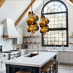 Люстра креативная из дисков цвета латунь Constellation Light and Style варинант исполнения - 4 | Loft Concept в Орле