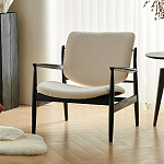 Кресло с каркасом и ножками из древесины и мягкими сиденьем и спинкой Venice варинант исполнения - 3 | Loft Concept в Орле