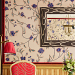 Обои с вышивкой ручной работы Flora Catherine colourway on Liso Pearl wool sateen варинант исполнения - 2 | Loft Concept в Орле