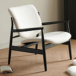 Кресло с каркасом и ножками из древесины и мягкими сиденьем и спинкой Venice варинант исполнения - 2 | Loft Concept в Орле