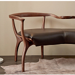 Кушетка с деревянным каркасом и сиденьем из коричневой натуральной кожи Moon Walnut Furniture варинант исполнения - 1 | Loft Concept в Орле