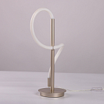 Настольная лампа белым изогнутым плафоном на круглой подставке Luke Lampco Tracer Lamp варинант исполнения - 8 | Loft Concept в Орле