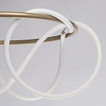 Люстра подвесная круглая золотого цвета с белыми изогнутыми световыми линиями Luke Lampco Tracer Lamp варинант исполнения - 6 | Loft Concept в Орле