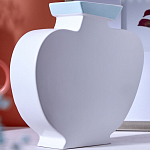 Ваза плоская белая с абстрактными черными линиями в форме лиц Faces of Imagination варинант исполнения - 7 | Loft Concept в Орле