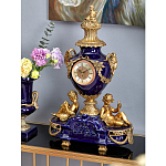 Часы настольные из темно-синего фарфора с бронзовыми фигурками и декоративными элементами Eden Garden варинант исполнения - 4 | Loft Concept в Орле