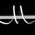 Люстра линейная черного цвета с волнообразным металлическим элементом Luke Lampco Tracer Lamp варинант исполнения - 6 | Loft Concept в Орле