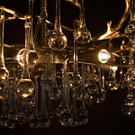 Потолочная люстра в виде ветвей деревьев золотого цвета с прозрачными подвесками-каплями Droplet Chandelier варинант исполнения - 6 | Loft Concept в Орле