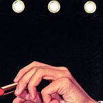 Штора Seletti Lipstick Black варинант исполнения - 1 | Loft Concept в Орле