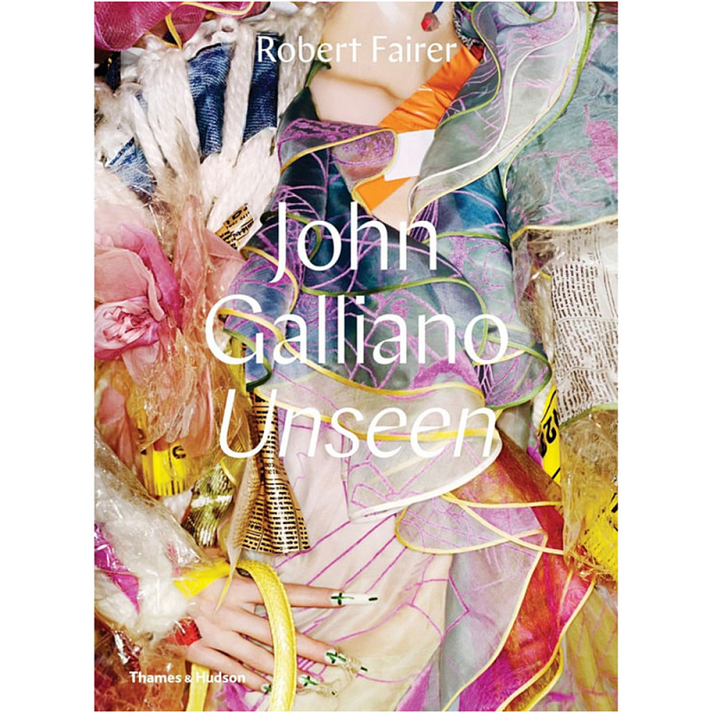 John Galliano: Unseen John Galliano: Unseen в Орле | Loft Concept
