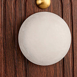 Настенный светильник с деревянным резным основанием Wood Wall Lamp варинант исполнения - 2 | Loft Concept в Орле