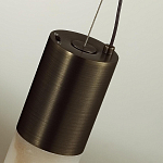 Подвесной светильник вытянутой цилиндрической формы с плафоном из алебастра и металлическими торцами Темная Латунь 100 см Cryptocrystalline Stone варинант исполнения - 6 | Loft Concept в Орле