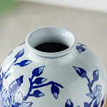 Ваза с бело-синей росписью и изображением цветов Blue & White Ornament варинант исполнения - 3 | Loft Concept в Орле