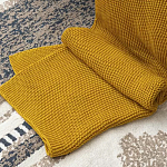 Плед из хлопка жемчужной вязки горчичного цвета Waffle Comfort варинант исполнения - 6 | Loft Concept в Орле