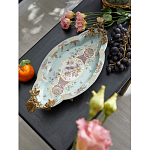 Блюдо овальное из голубого фарфора с ручками в виде бабочек и цветочным рисунком Blue Garden варинант исполнения - 3 | Loft Concept в Орле