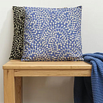 Подушка декоративная фиолетового цвета Blossom Essence Sophie варинант исполнения - 5 | Loft Concept в Орле