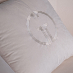 Кресло велюровое оттенка слоновой кости с простроченной спинкой Perfect Comfort варинант исполнения - 2 | Loft Concept в Орле