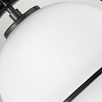 Потолочный светильник с плафоном в форме белого матового шара Hinkley варинант исполнения - 6 | Loft Concept в Орле