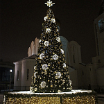 Уличная Новогодняя Ель с золотыми шарами и звездой на вершине в комплекте варинант исполнения - 2 | Loft Concept в Орле
