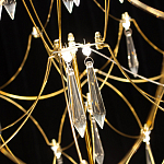 Люстра подвесная с изогнутым металлическим каркасом и множеством хрустальных подвесок Золото Диаметр 80 см Quasar варинант исполнения - 2 | Loft Concept в Орле