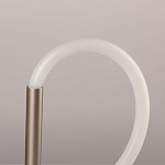 Настольная лампа белым изогнутым плафоном на круглой подставке Luke Lampco Tracer Lamp варинант исполнения - 9 | Loft Concept в Орле