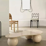 Дизайнерский журнальный стол с изогнутой столешницей на круглых ножках Rigilyr варинант исполнения - 2 | Loft Concept в Орле