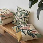 Подушка с цветочным принтом Blooming Elegance Lily варинант исполнения - 6 | Loft Concept в Орле