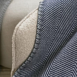 Плед из шерсти мериноса темно-синего цвета 130×180 см Indigo Waves варинант исполнения - 4 | Loft Concept в Орле