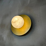 Бра круглое с плафоном из натурального камня на латунном основании Cryptocrystalline Stone варинант исполнения - 5 | Loft Concept в Орле