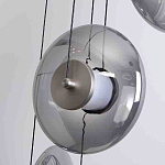 Люстра каскадная с 5-ю круглыми стеклянными плафонами дымчатого цвета и черными деталями Orbit Serenade варинант исполнения - 2 | Loft Concept в Орле